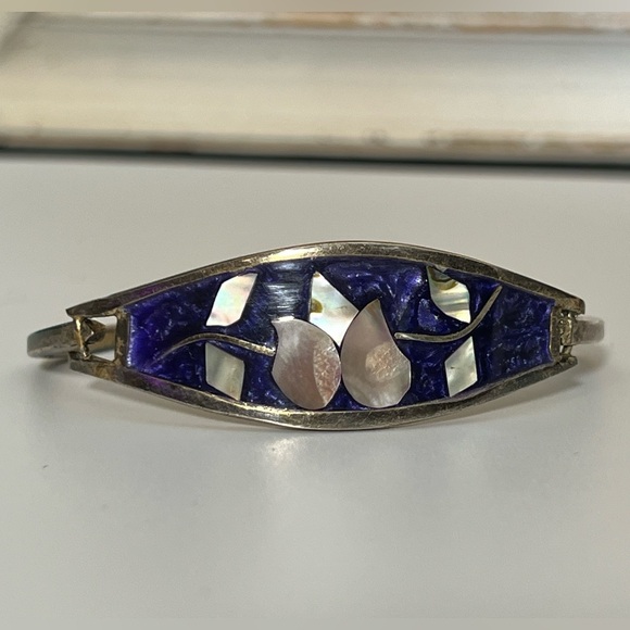 Alpaca Abalone Cuff - Picture 1 of 6